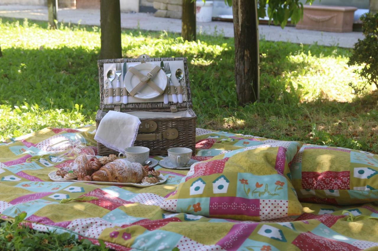 Emy'S Country House Apartment Castellammare di Stabia Bagian luar foto